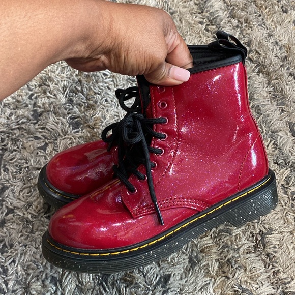 Dr. Martens kids Red patent Boots with Chunky Sole sz 2. 1460J - Picture 4 of 10